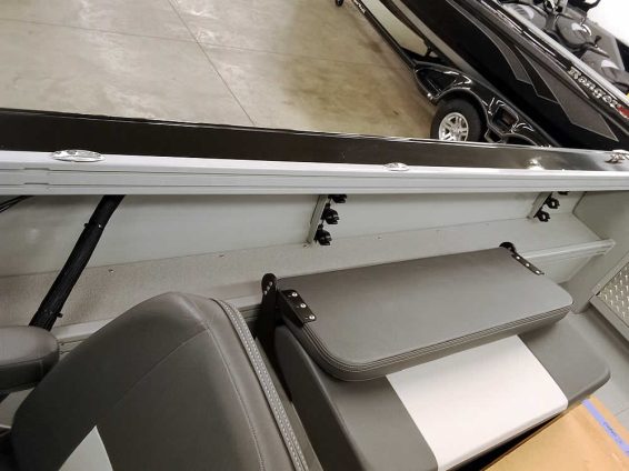 2026-Smoker-Craft-Phantom-20-OS-Mercury-200-XS4S-blk-22