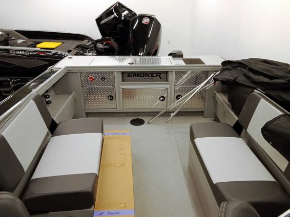 2026-Smoker-Craft-Phantom-20-OS-Mercury-200-XS4S-blk-23