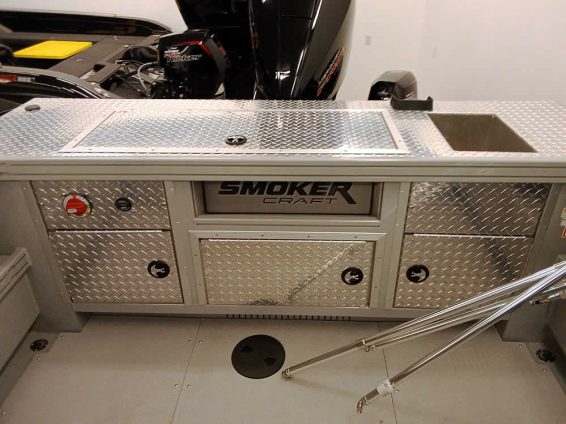 2026-Smoker-Craft-Phantom-20-OS-Mercury-200-XS4S-blk-24