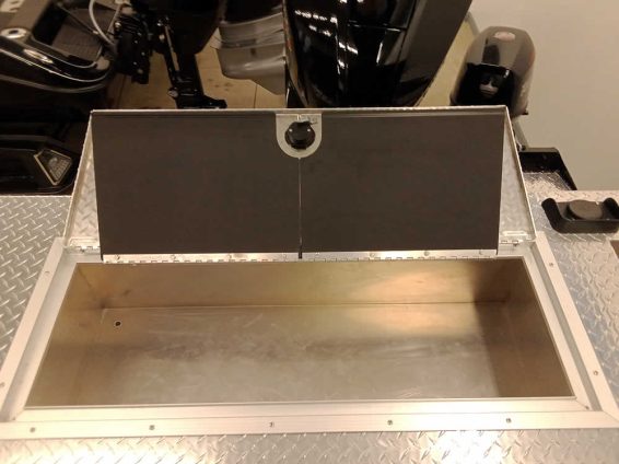 2026-Smoker-Craft-Phantom-20-OS-Mercury-200-XS4S-blk-27