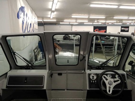 2026-SmokerCraft-Phantom-20-OS-Mercury-175-XS4S-13