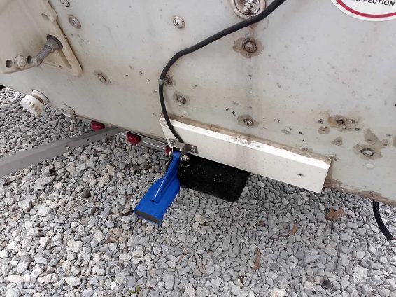 1990-Tracker-ProGuide-Deep-V16-Johnson-48SPL-11