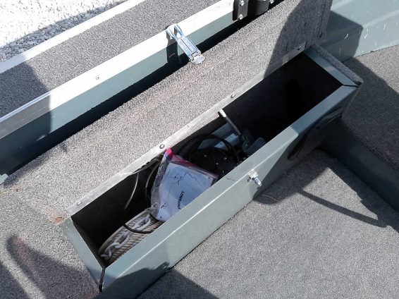 1990-Tracker-ProGuide-Deep-V16-Johnson-48SPL-16