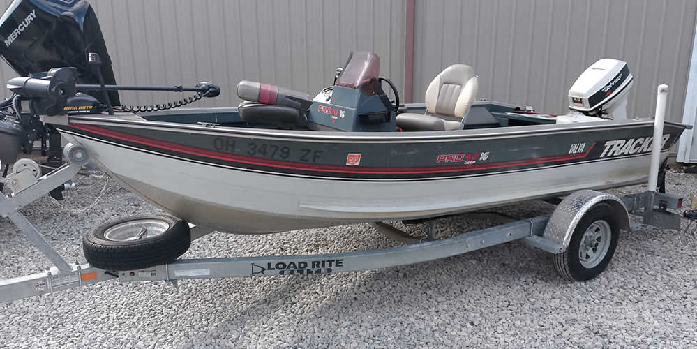 Read more about the article 1990 Tracker Pro Guide Deep-V 16 – Johnson 48 SPL