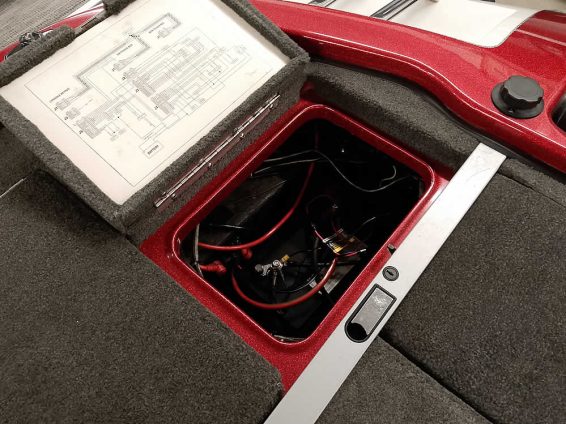 2005-Ranger-Z20-SC-Evinrude-225HO-36