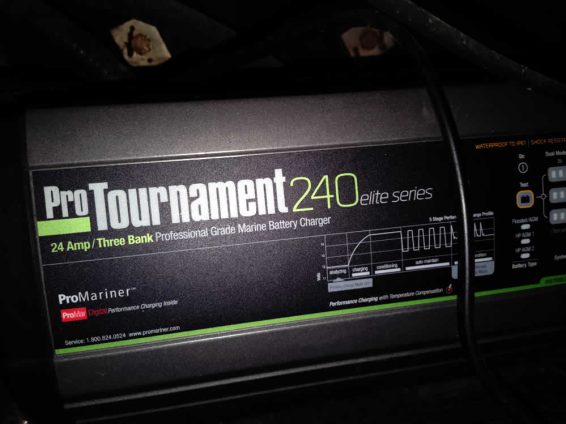 2005-Ranger-Z20-SC-Evinrude-225HO-38