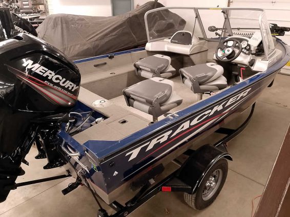 2013-Tracker-ProGuide-V16-Mercury-115-4S-11