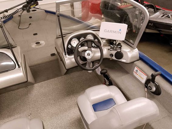 2013-Tracker-ProGuide-V16-Mercury-115-4S-25