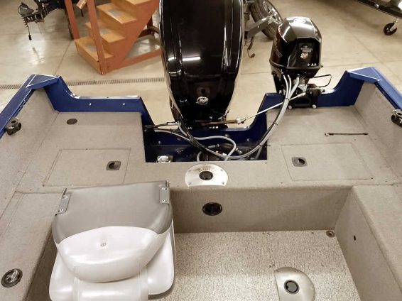 2013-Tracker-ProGuide-V16-Mercury-115-4S-32