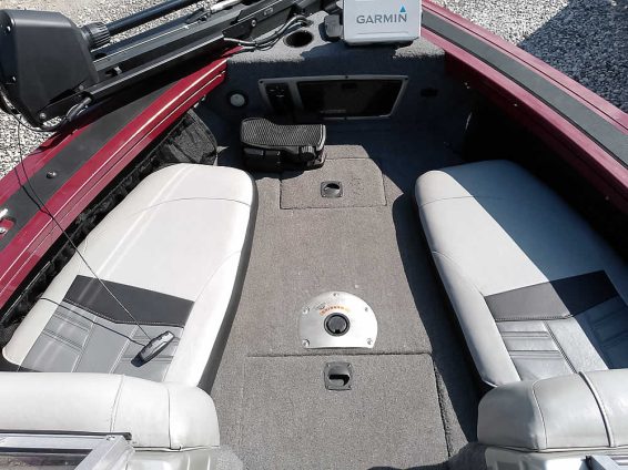 2018-Tracker-Targa-V18-WT-Mercury-150-4S-12