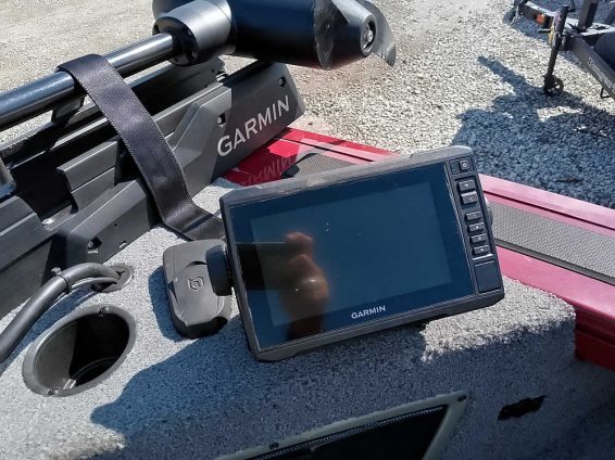 2018-Tracker-Targa-V18-WT-Mercury-150-4S-19