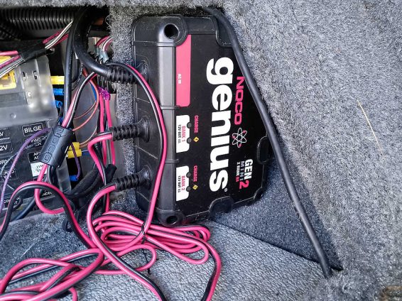 2018-Tracker-Targa-V18-WT-Mercury-150-4S-33