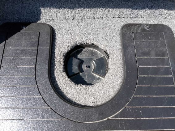 2018-Tracker-Targa-V18-WT-Mercury-150-4S-42