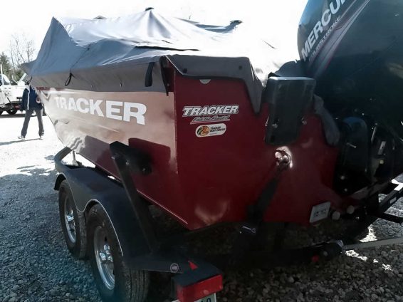 2018-Tracker-Targa-V18-WT-Mercury-150-4S-7