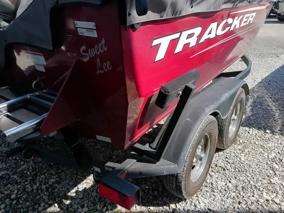 2018-Tracker-Targa-V18-WT-Mercury-150-4S-8