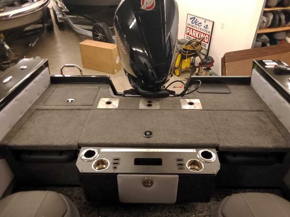 2026-Ranger-VX1988-WT-Mercury-200-XS4S-25