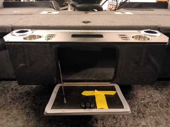 2026-Ranger-VX1988-WT-Mercury-200-XS4S-27