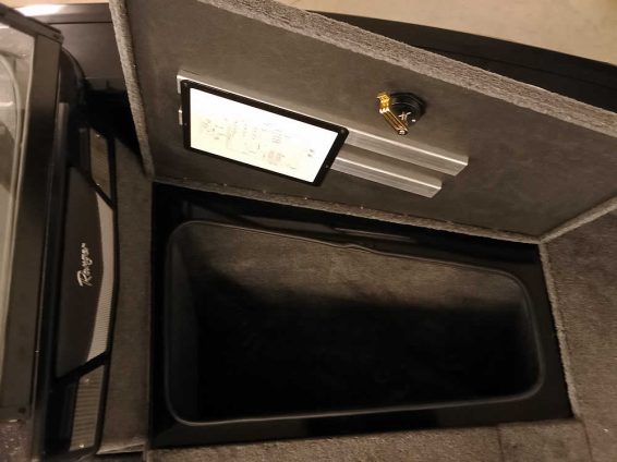 2026-Ranger-VX1988-WT-Mercury-200-XS4S-9