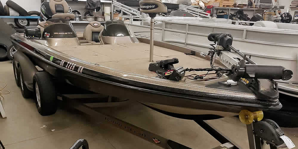 2003 Ranger 521VX Comanche DC - Mercury 250 XB