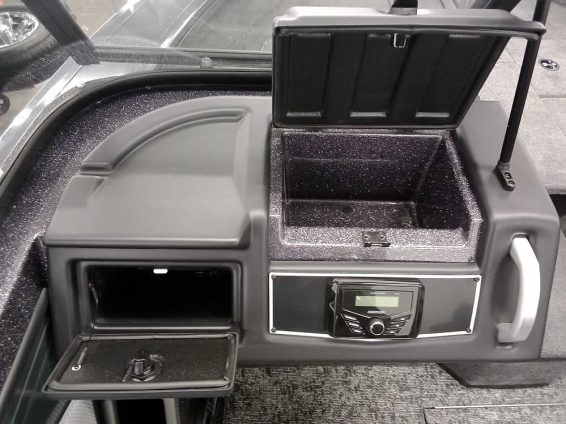 2026-Ranger-VX1888-WT-Mercury-225-XS4S-17