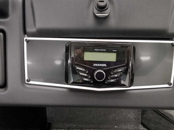 2026-Ranger-VX1888-WT-Mercury-225-XS4S-18