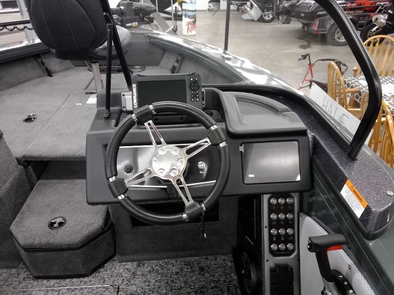 2026-Ranger-VX1888-WT-Mercury-225-XS4S-23