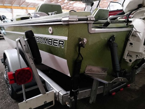 1978-Bomber-Hornet-2009-Evinrude-90-2S-10