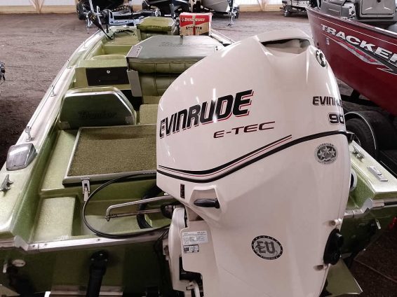 1978-Bomber-Hornet-2009-Evinrude-90-2S-2