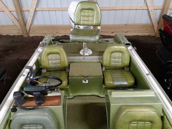 1978-Bomber-Hornet-2009-Evinrude-90-2S-20