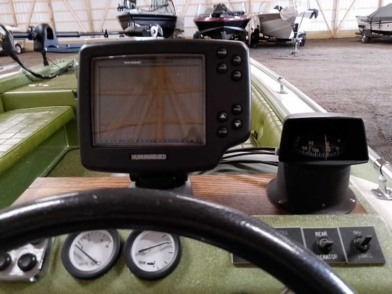 1978-Bomber-Hornet-2009-Evinrude-90-2S-28