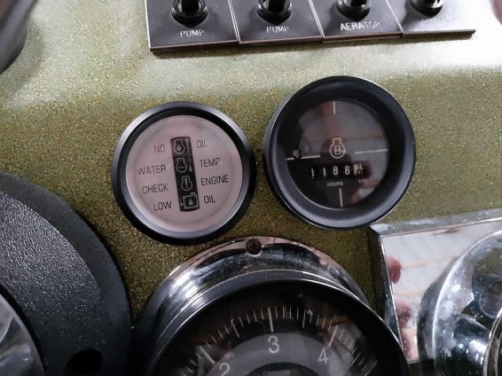 1978-Bomber-Hornet-2009-Evinrude-90-2S-29