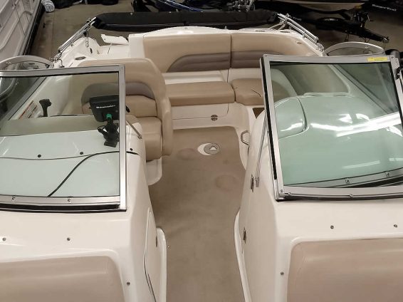 2015-Hurricane-217-Sundeck-Volvo-57GXi-IO-18