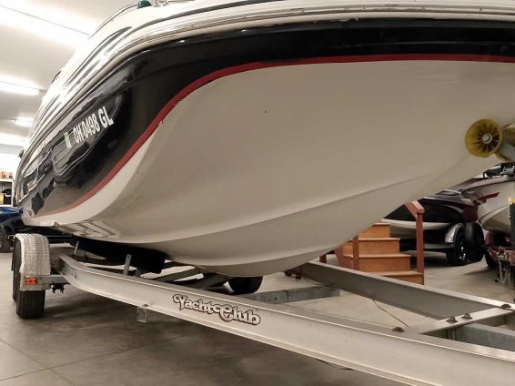 2015-Hurricane-217-Sundeck-Volvo-57GXi-IO-7