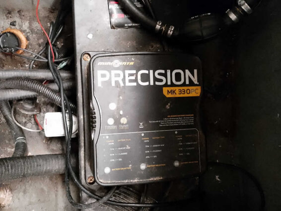 2002-Triton-Tr185-2014-Mercury-175-Optimax-23