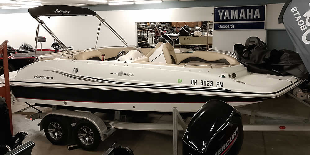 2015 Hurricane 202 Sun Deck Sport - Mercruiser 4.3L I/O